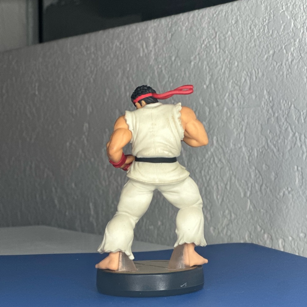 Nintendo Ryu Amiibo - Picture 2 of 3